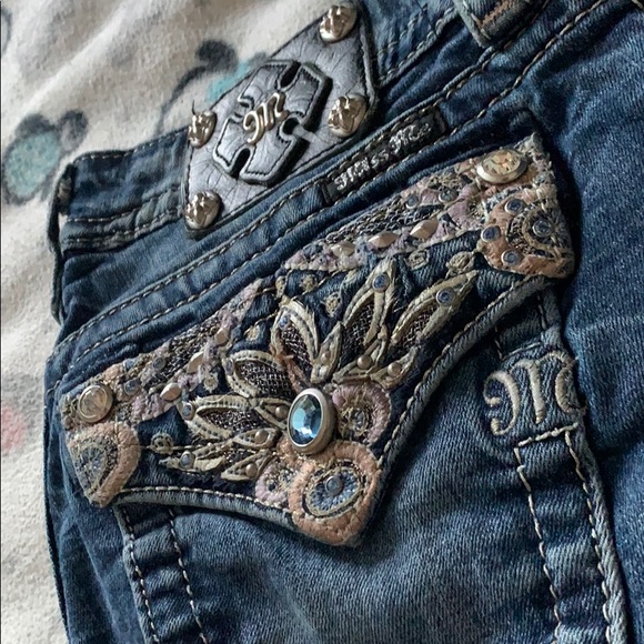 Miss Me Jeans - Picture 2 of 7